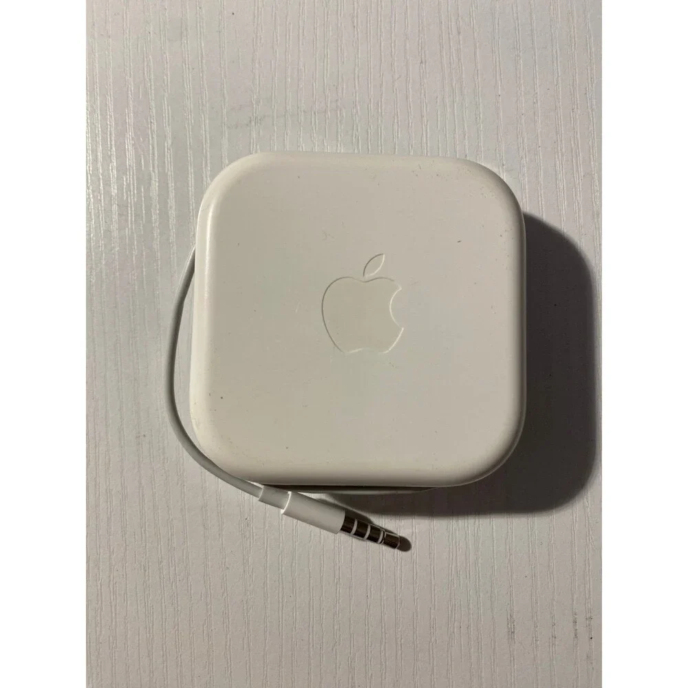 Genuine Apple EarPods 3.5mm Headset Wired Earbuds with Remote & Mic + Case